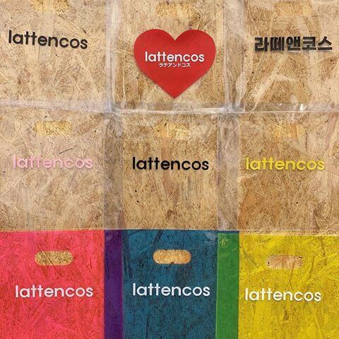 lattencos(ラテアンドコス)のショッパー
