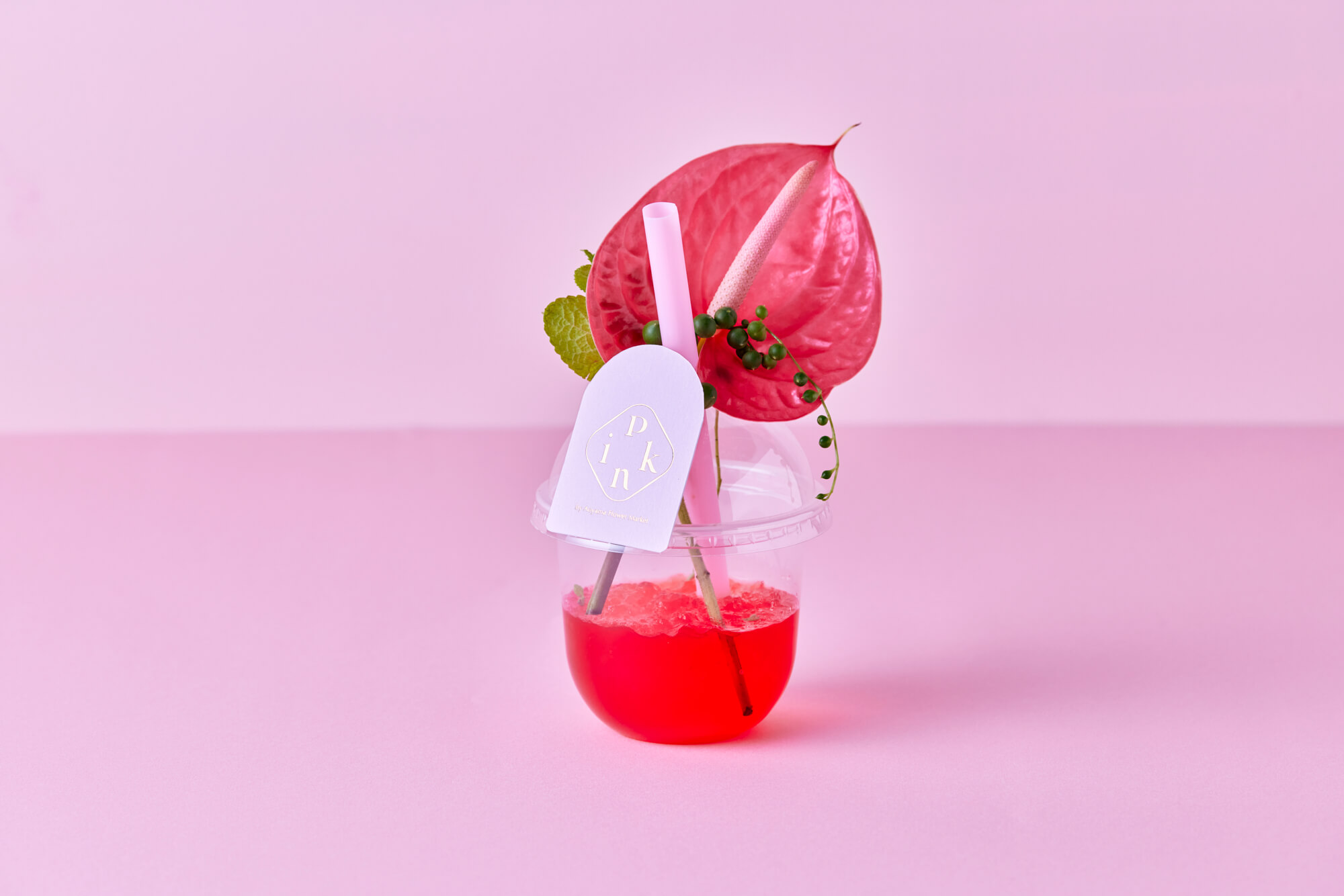 大阪・阪神梅田「Pink by Aoyama Flower MarketのFlower Frappe フラワーフラッペ／￥1,100(税込み)