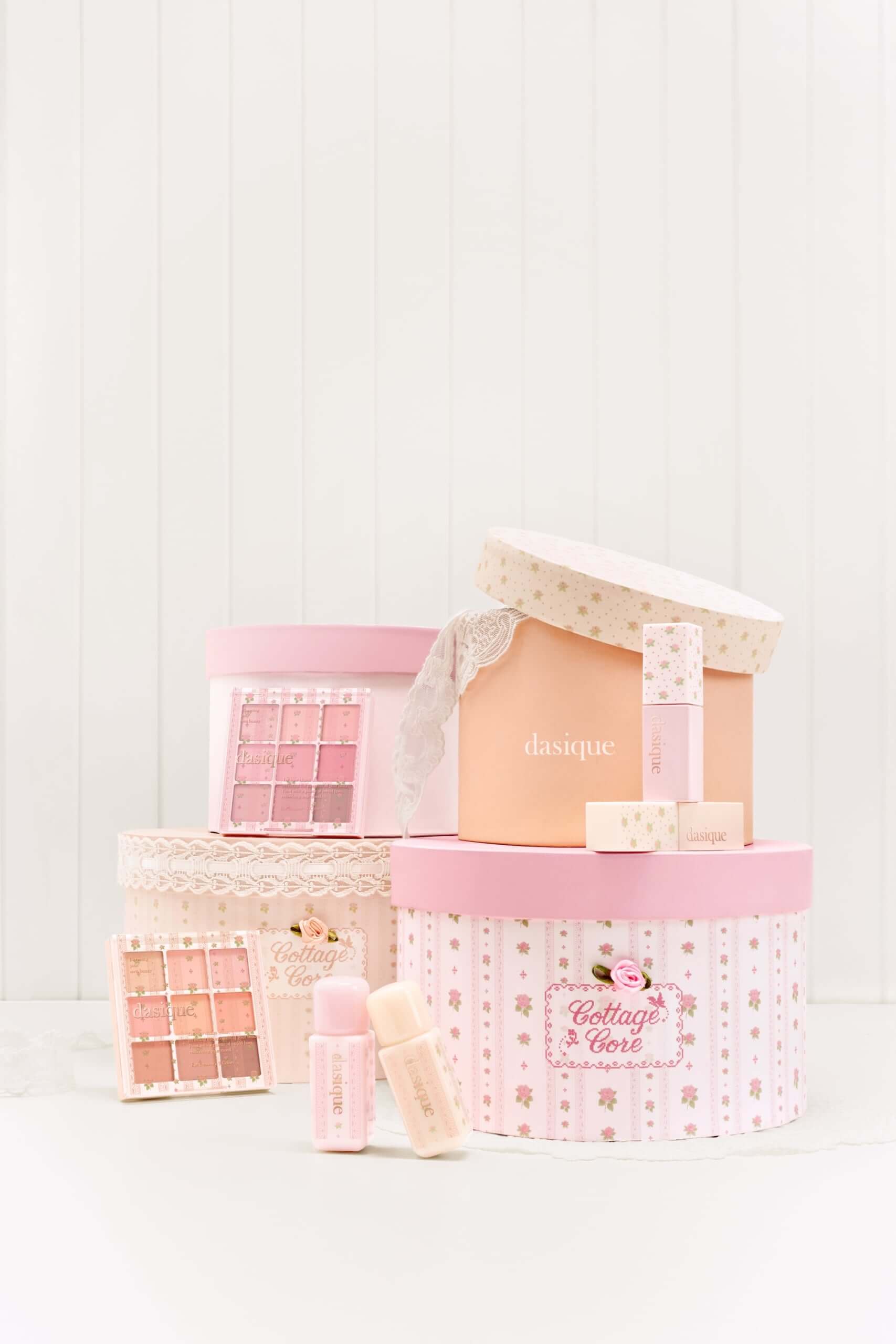 コテージコアコレクション